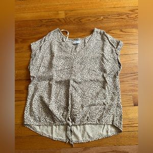 Women’s shirt